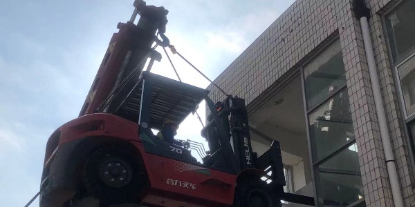 上海設(shè)備搬運(yùn)吊裝需要注意什么？