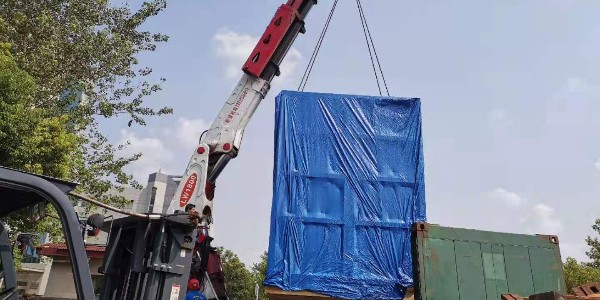 重型设备装卸价格是多少？设备装卸价格贵吗？